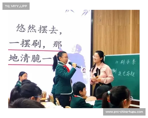 淮北市人民路学校学生团结协作在防守中化解危机展现集体力量